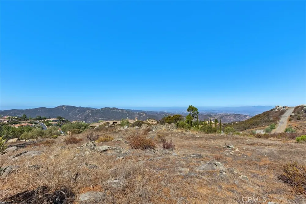 Meadow Mesa Dr. Escondido, CA 92026