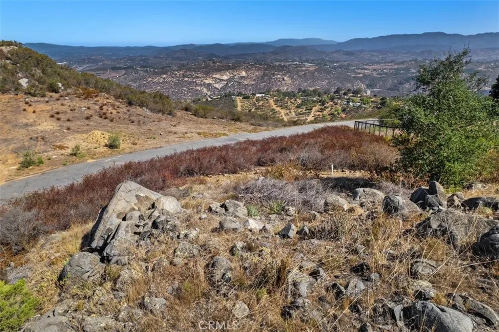 Meadow Mesa Dr. Escondido, CA 92026