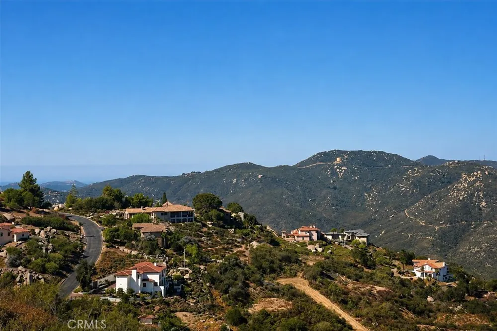 Meadow Mesa Dr. Escondido, CA 92026