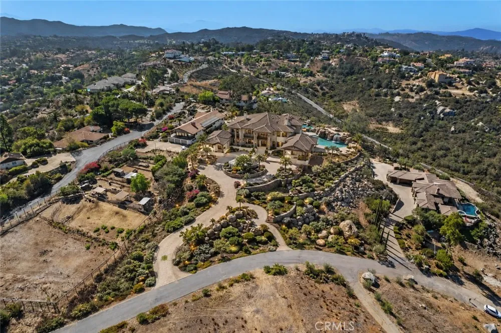 Meadow Mesa Dr. Escondido, CA 92026