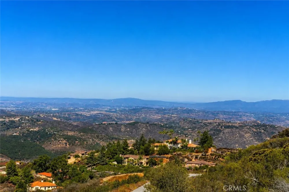 Meadow Mesa Dr. Escondido, CA 92026