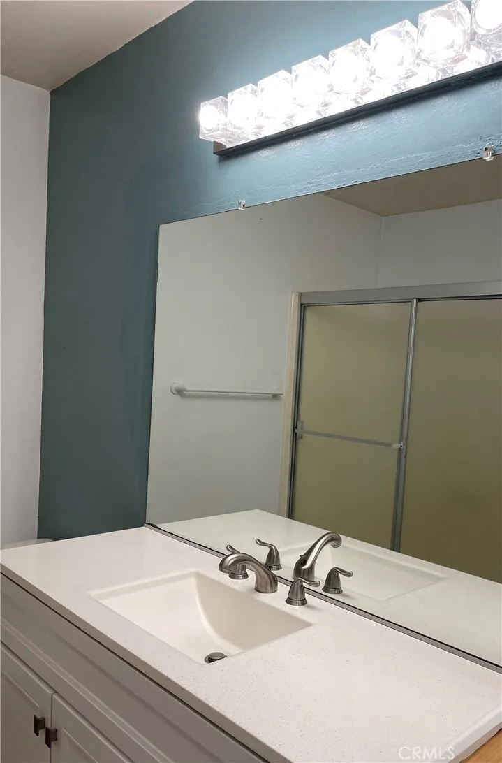 8163 Redlands Street #44 Playa del Rey, CA 90293