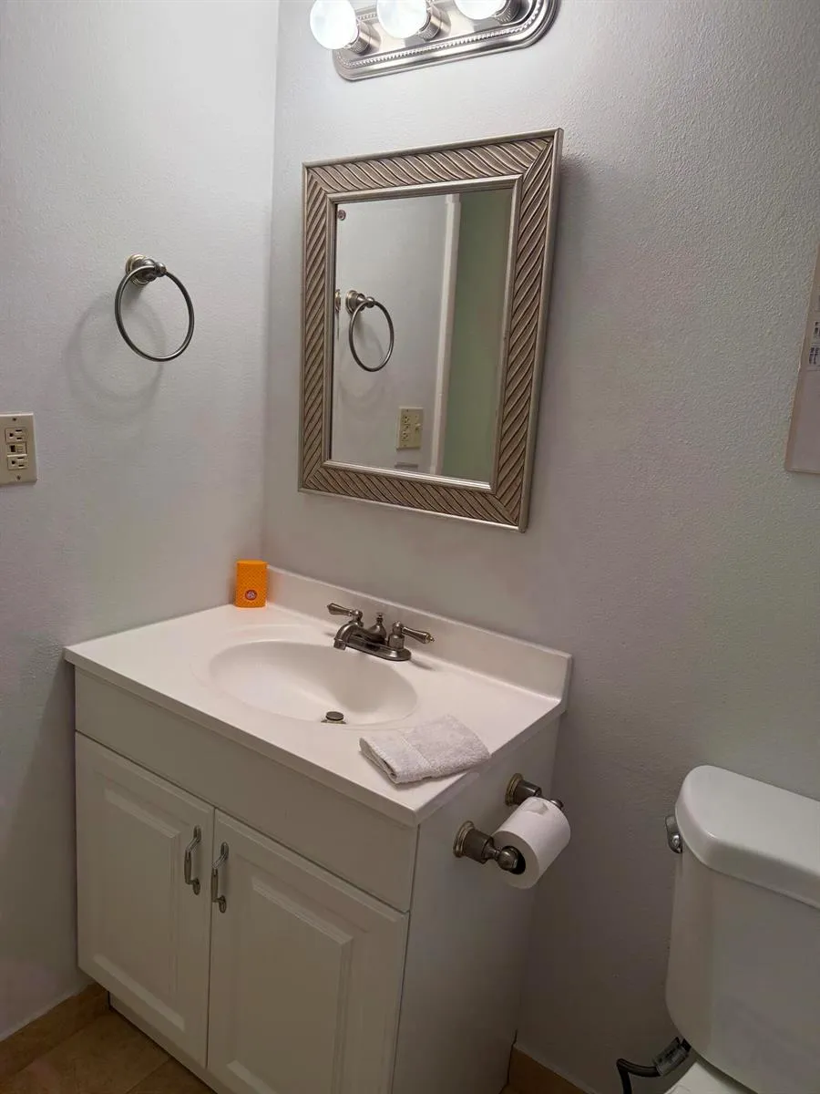 4272 NW 89th Avenue #103 Coral Springs, FL 33065