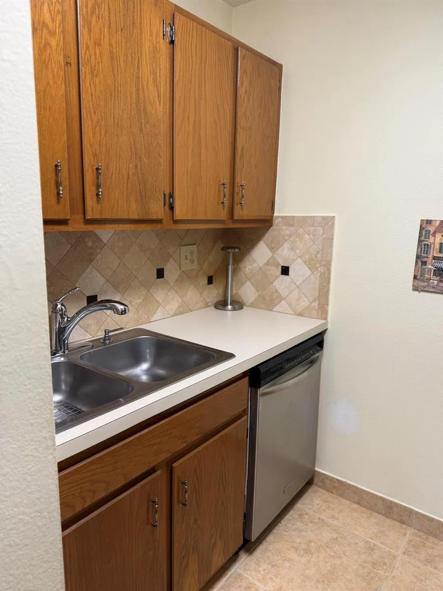 4272 NW 89th Avenue #103 Coral Springs, FL 33065