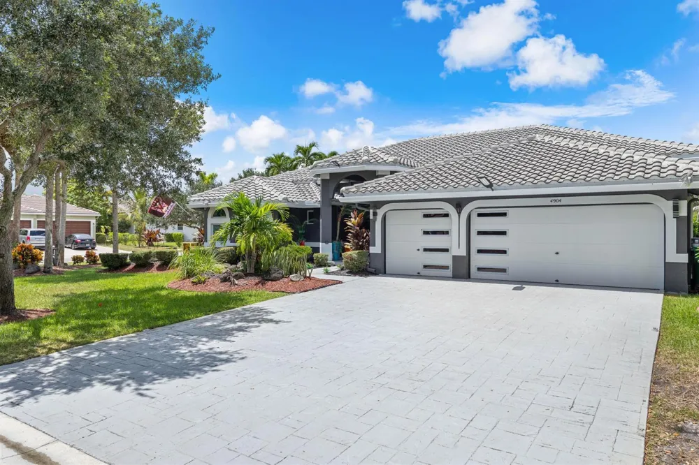 4904 NW 110TH TERRACE Coral Springs, FL 33076