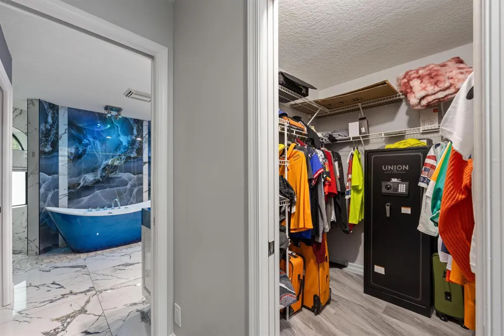 4904 NW 110TH TERRACE Coral Springs, FL 33076