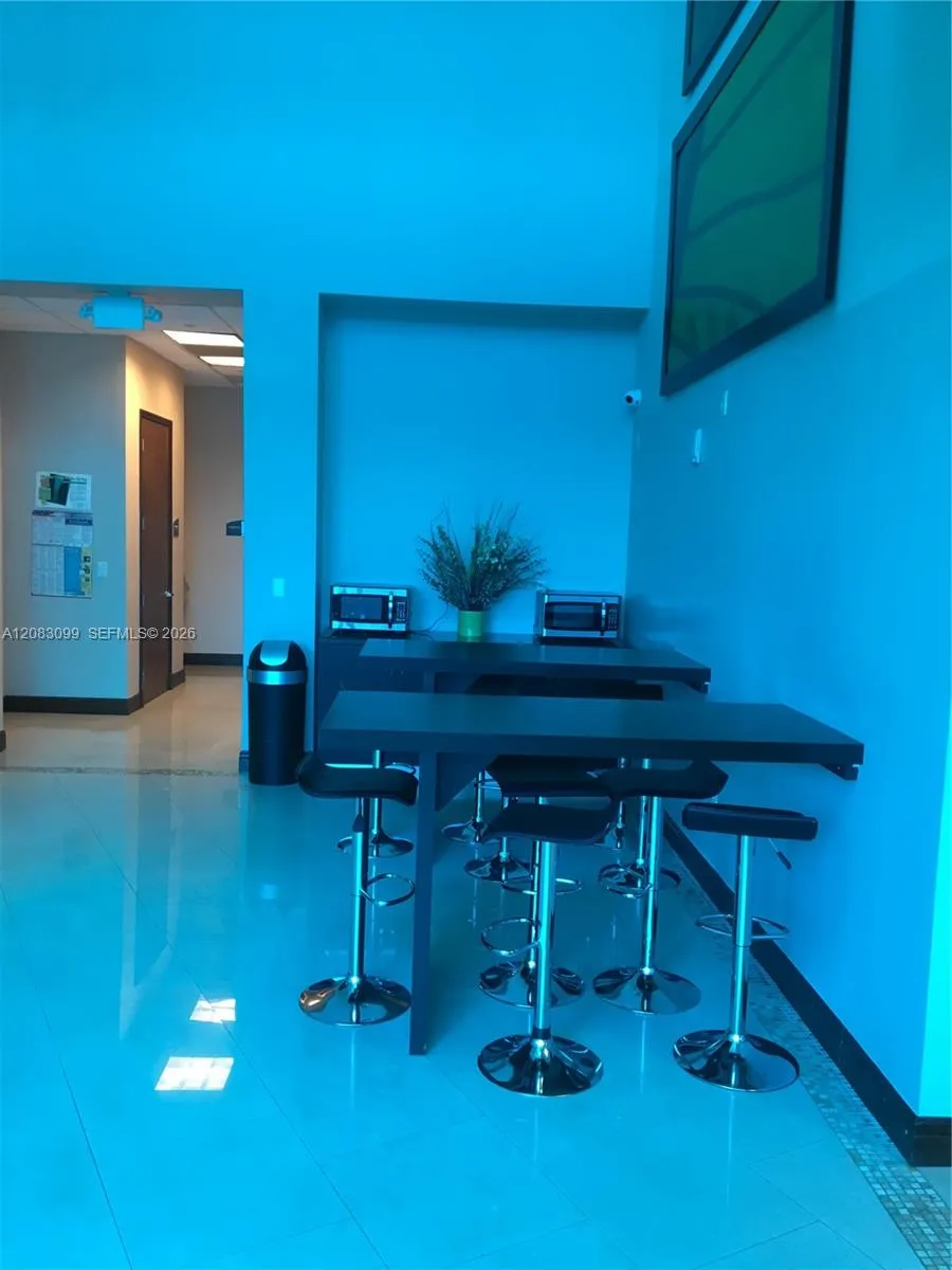 2300 W 84th St #602-C Hialeah, FL 33016