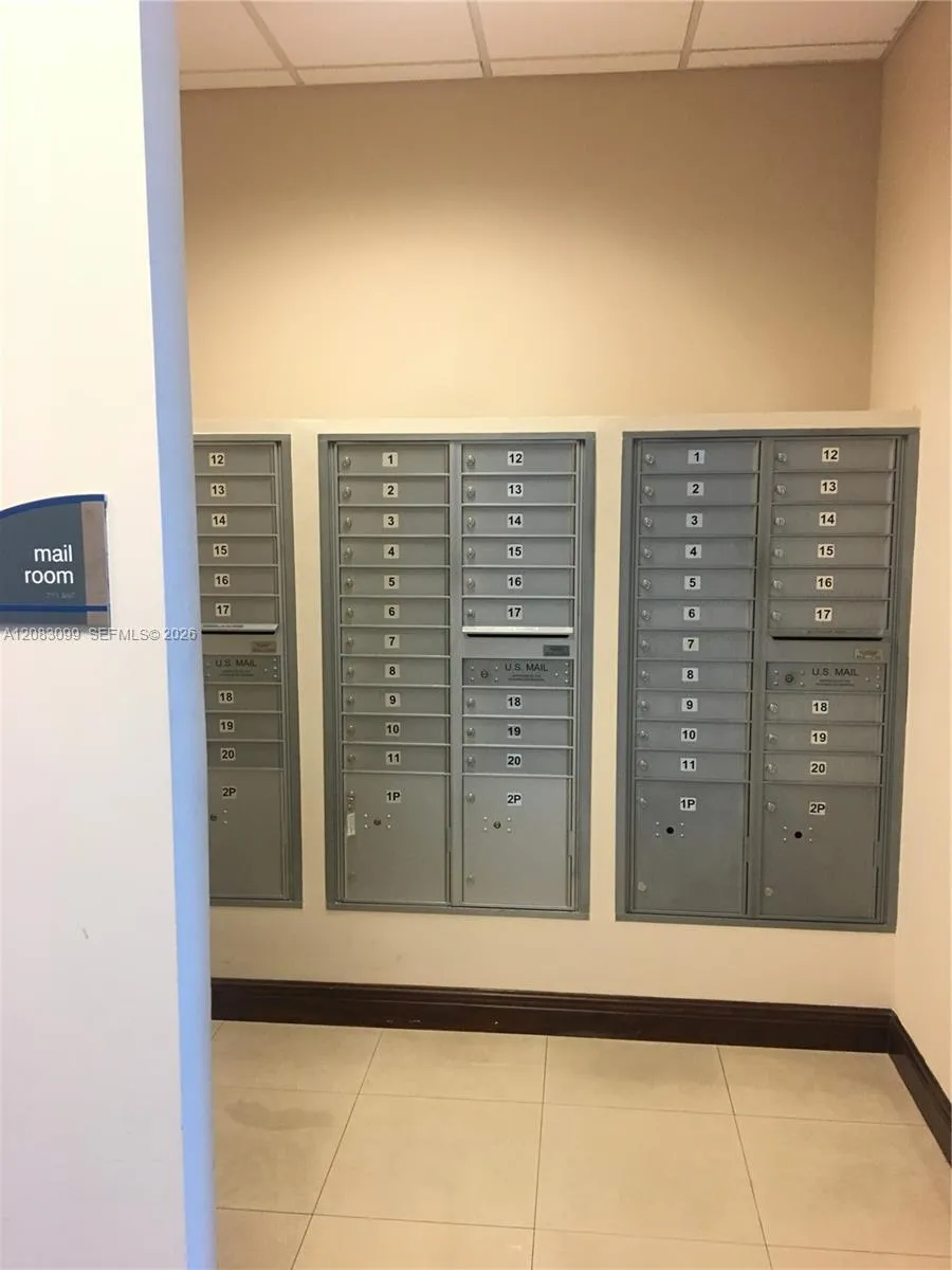 2300 W 84th St #602-C Hialeah, FL 33016