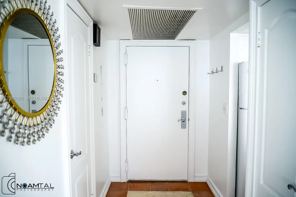 1390 Ocean Dr #201 Miami Beach, FL 33139
