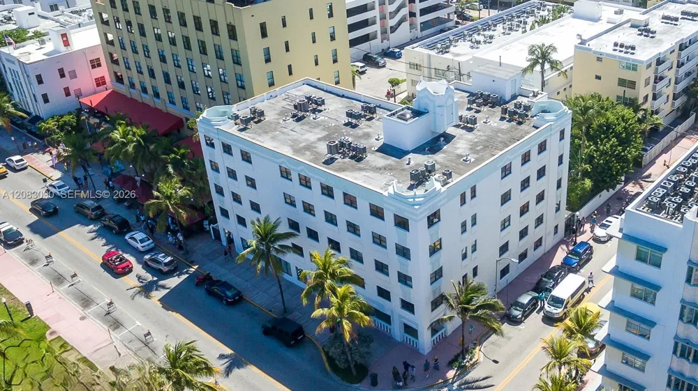 1390 Ocean Dr #201 Miami Beach, FL 33139