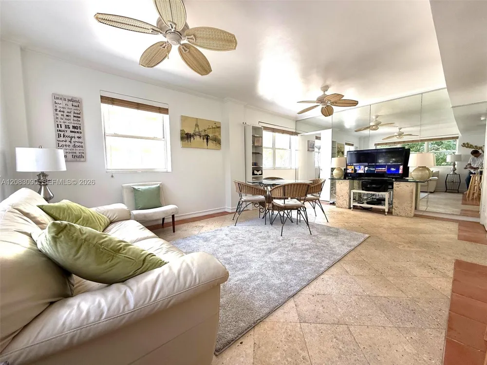 1390 Ocean Dr #201 Miami Beach, FL 33139
