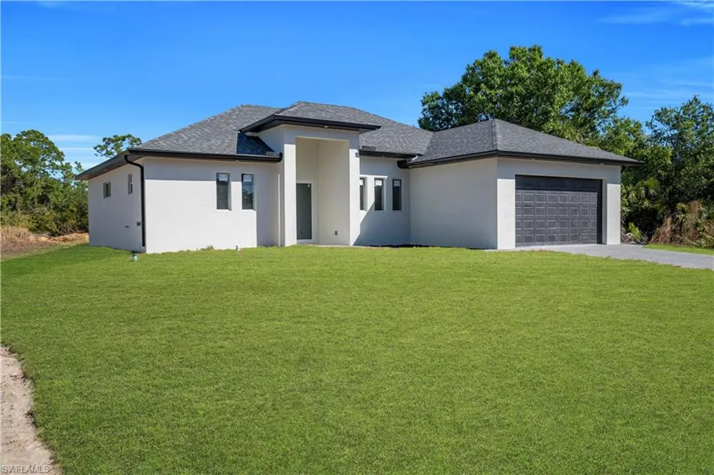 3006 16th Street W Lehigh Acres, FL 33971