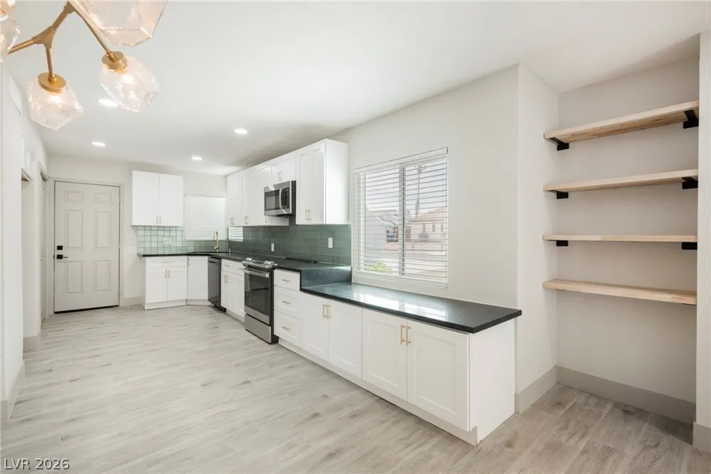 1421 Norman Avenue Las Vegas, NV 89104
