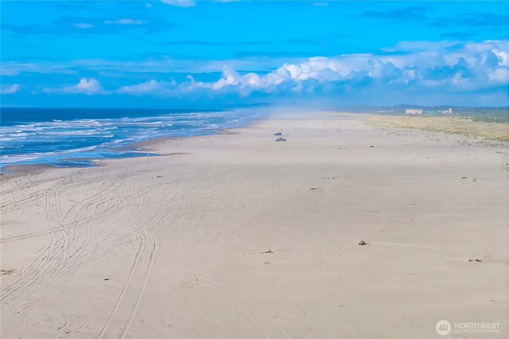 219 State Route 115 Ocean Shores, WA 98569