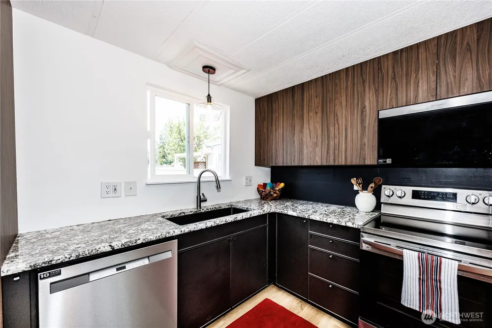 2400 Donovan Avenue #35 Bellingham, WA 98225