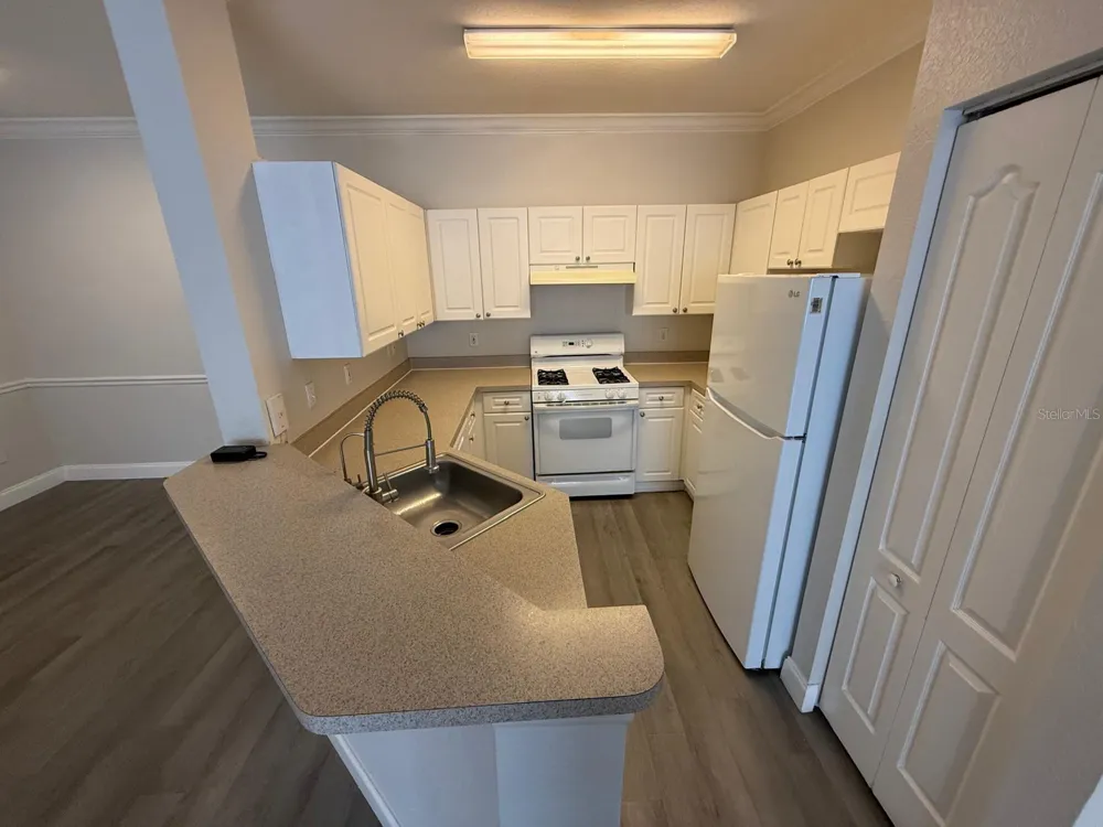 3349 S KIRKMAN ROAD #1511 Orlando, FL 32811