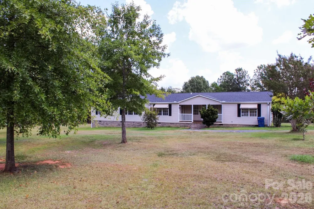 4171 Old Hills Bridge Road Enoree, SC 29335
