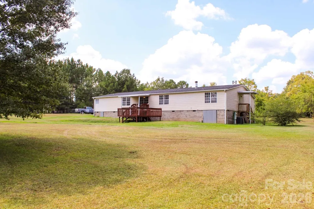 4171 Old Hills Bridge Road Enoree, SC 29335
