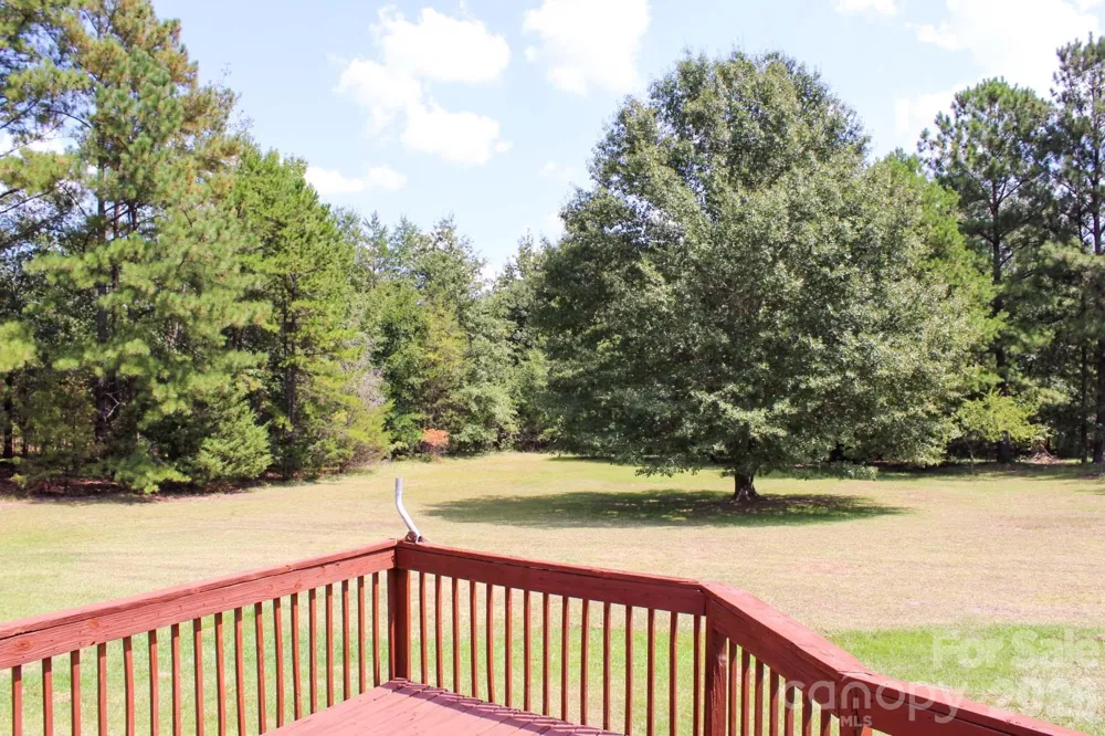 4171 Old Hills Bridge Road Enoree, SC 29335