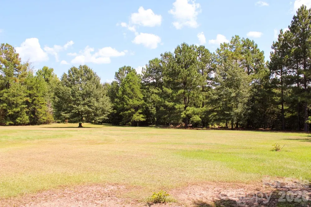 4171 Old Hills Bridge Road Enoree, SC 29335