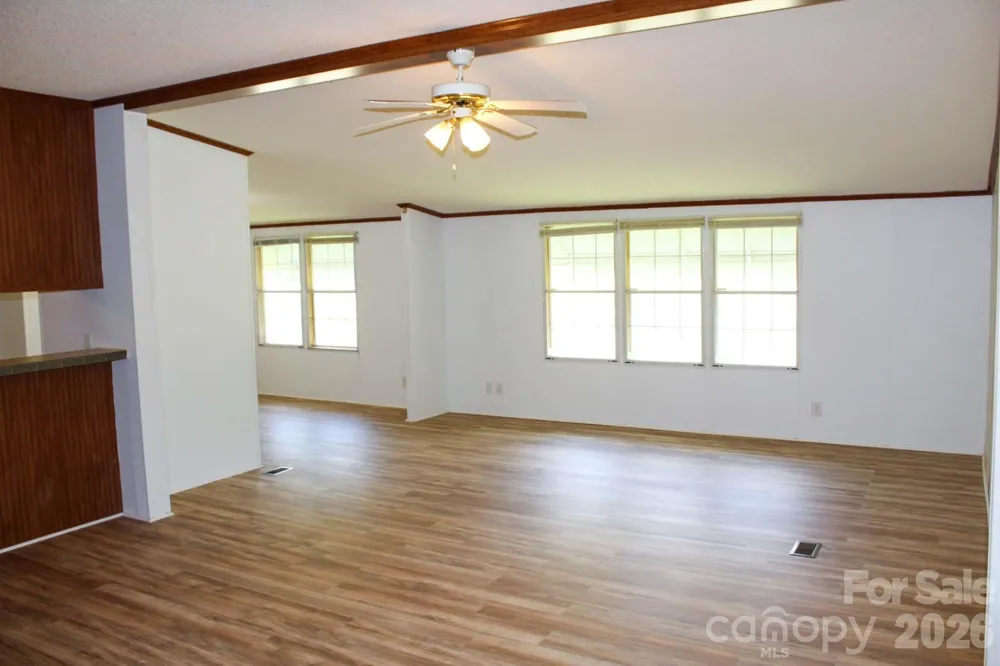 4171 Old Hills Bridge Road Enoree, SC 29335