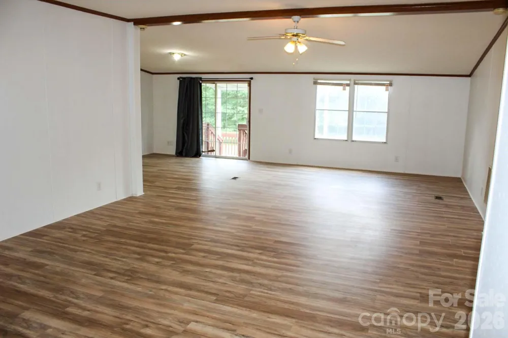 4171 Old Hills Bridge Road Enoree, SC 29335