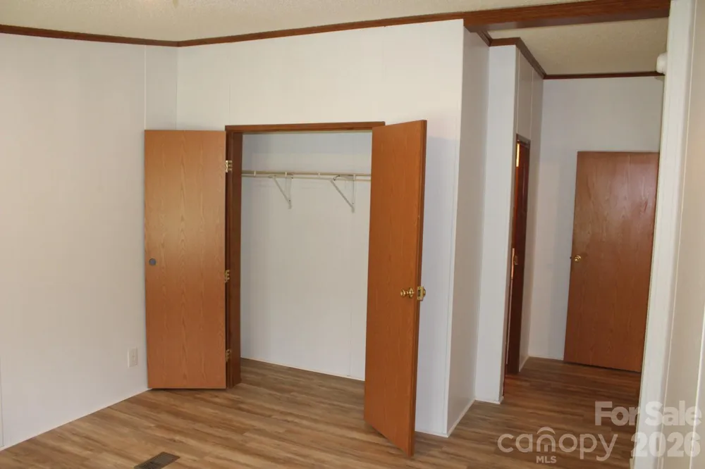 4171 Old Hills Bridge Road Enoree, SC 29335