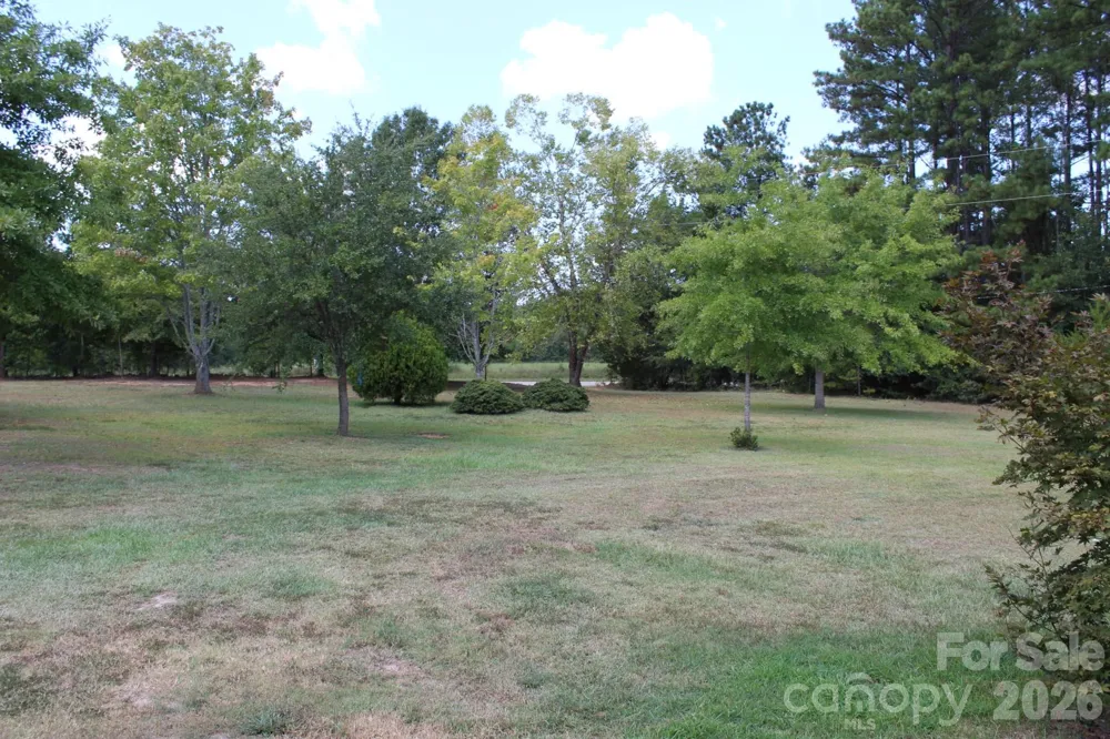 4171 Old Hills Bridge Road Enoree, SC 29335