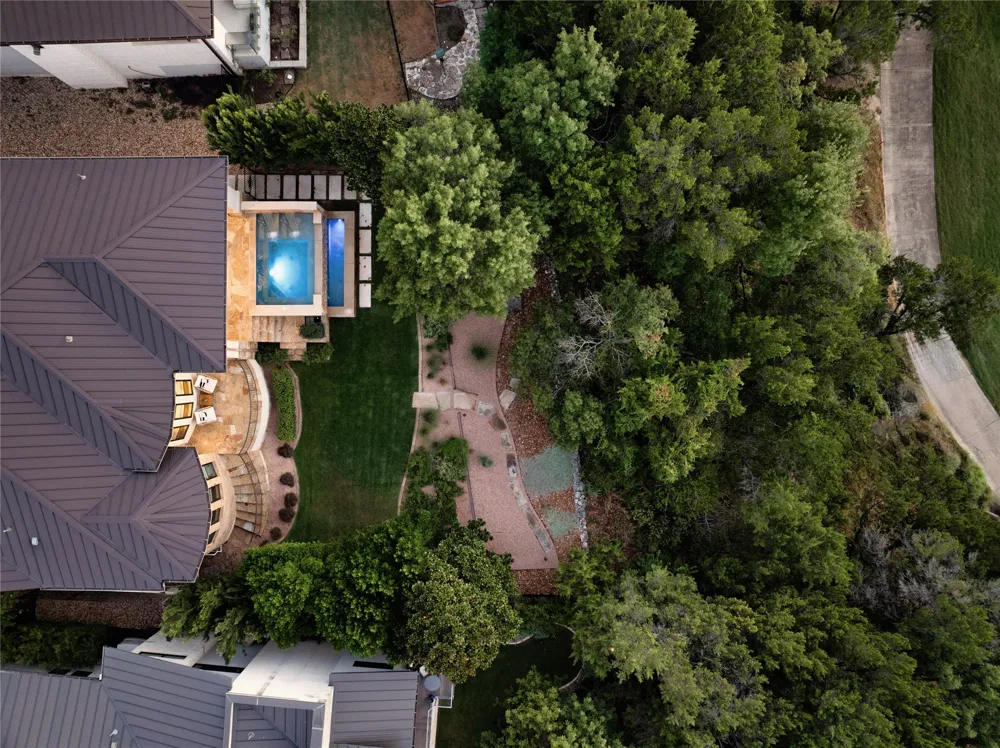 8320 Carranzo Drive Austin, TX 78735