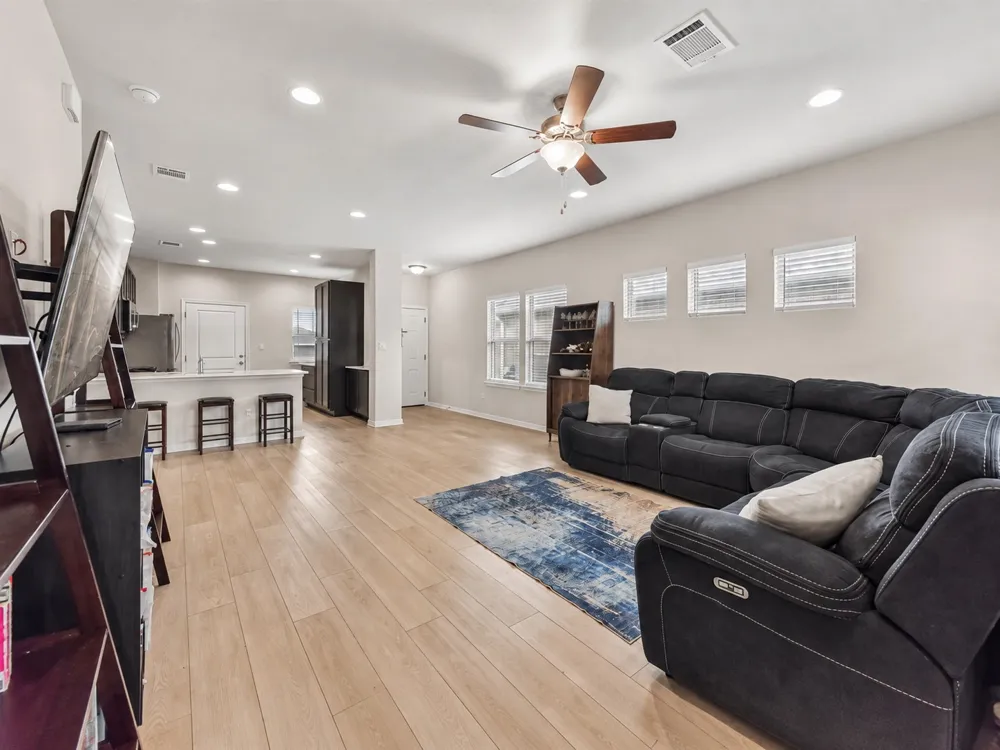 6403 Principale Drive Pflugerville, TX 78660