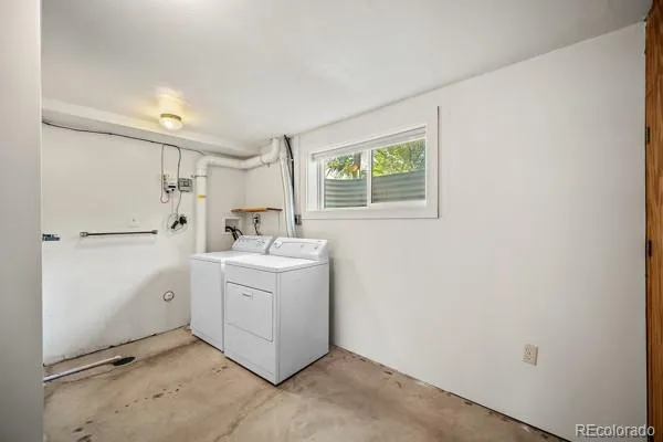 3359 W Bijou Street Colorado Springs, CO 80904