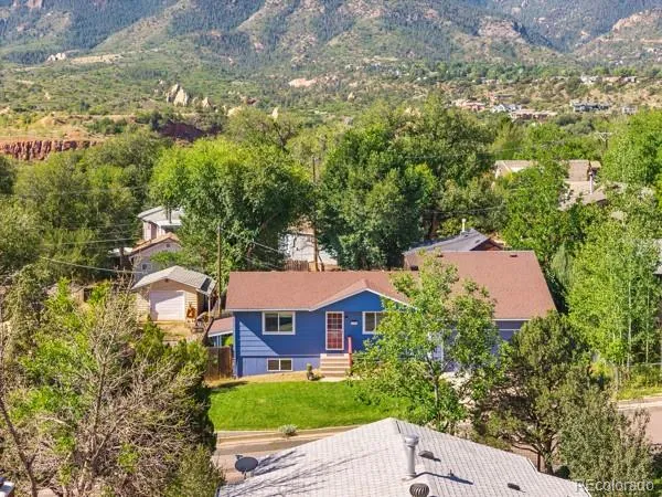 3359 W Bijou Street Colorado Springs, CO 80904