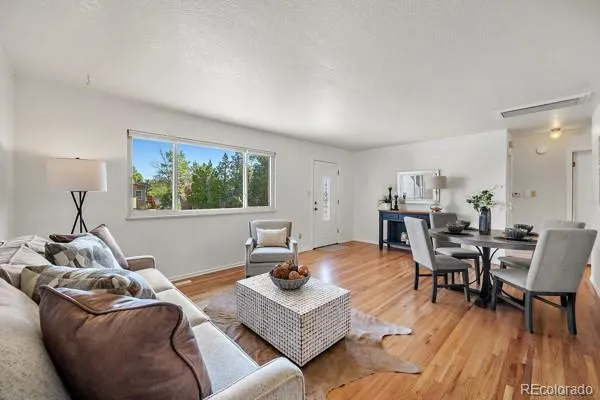 3359 W Bijou Street Colorado Springs, CO 80904