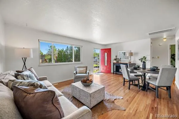 3359 W Bijou Street Colorado Springs, CO 80904
