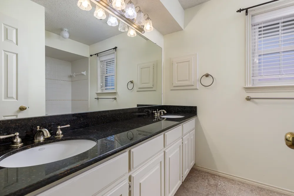 2526 Willowdale Drive Carrollton, TX 75006