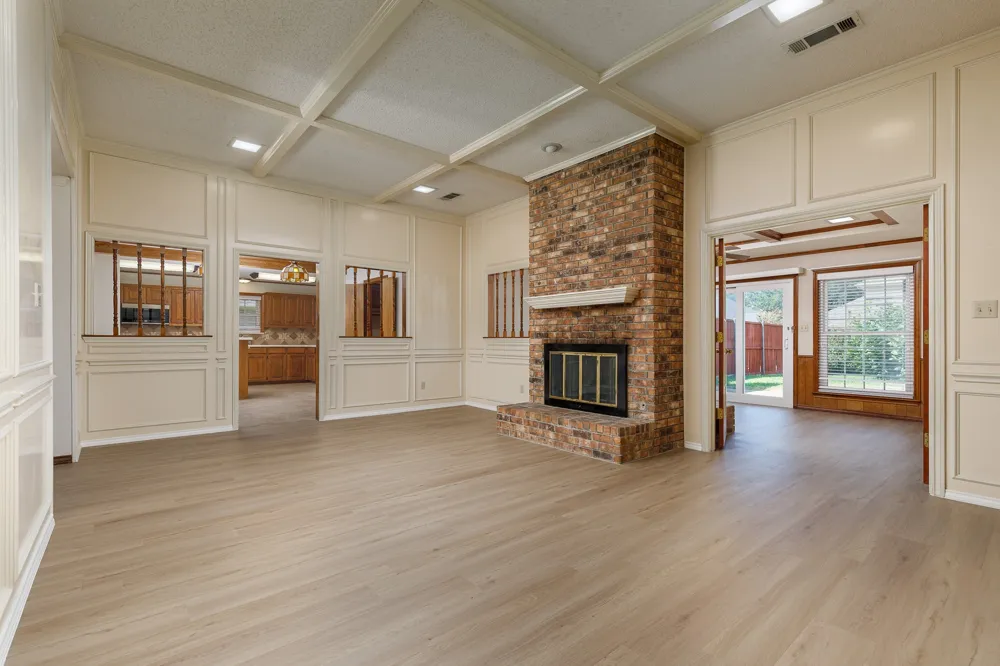 2526 Willowdale Drive Carrollton, TX 75006