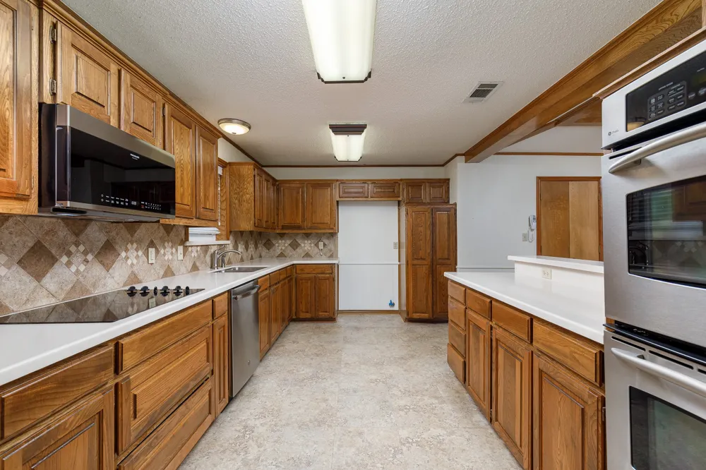 2526 Willowdale Drive Carrollton, TX 75006