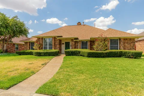 2526 Willowdale Drive