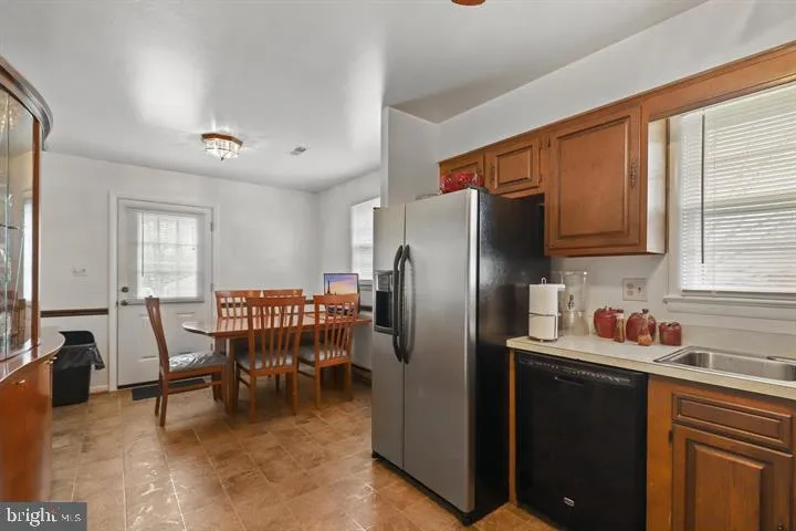 8007 PRINCE GEORGES DRIVE Fort Washington, MD 20744