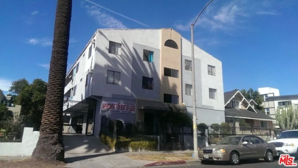 411 Kenmore Avenue #8 Los Angeles, CA 90004