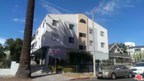 411 Kenmore Avenue #8
