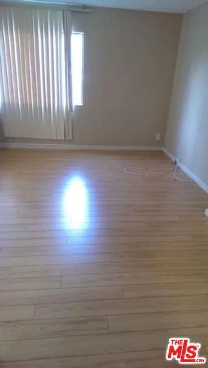 411 Kenmore Avenue #8 Los Angeles, CA 90004