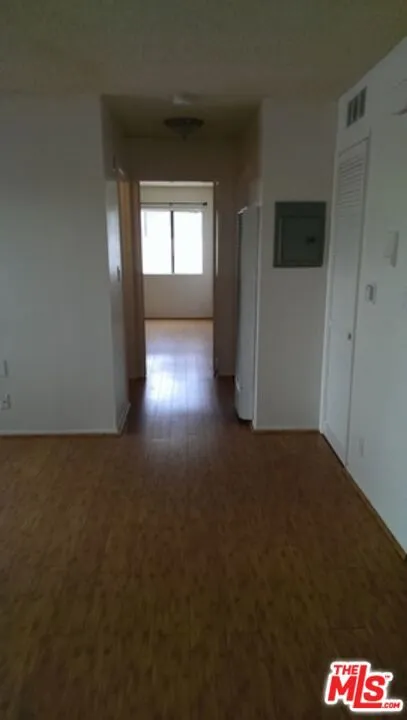 411 Kenmore Avenue #8 Los Angeles, CA 90004