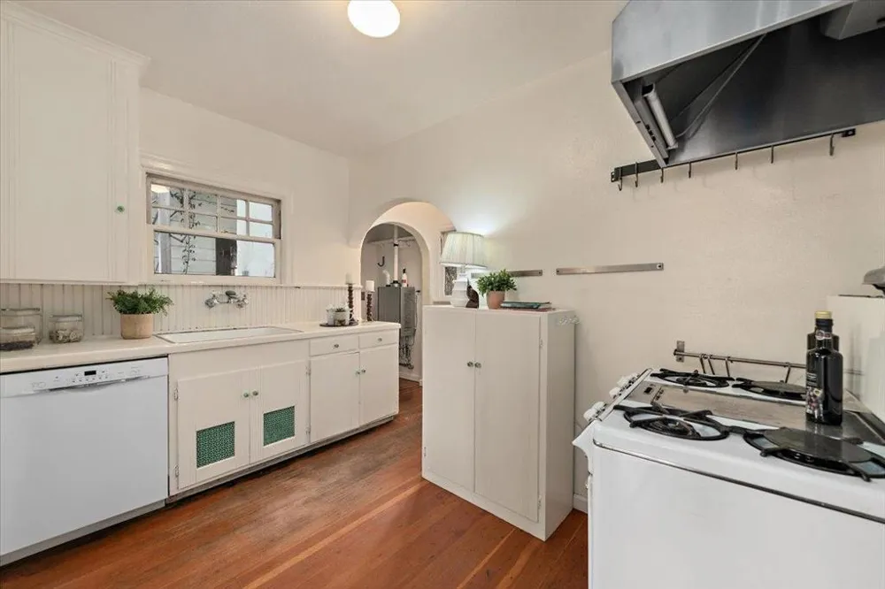 430 5th Avenue Redwood City, CA 94063