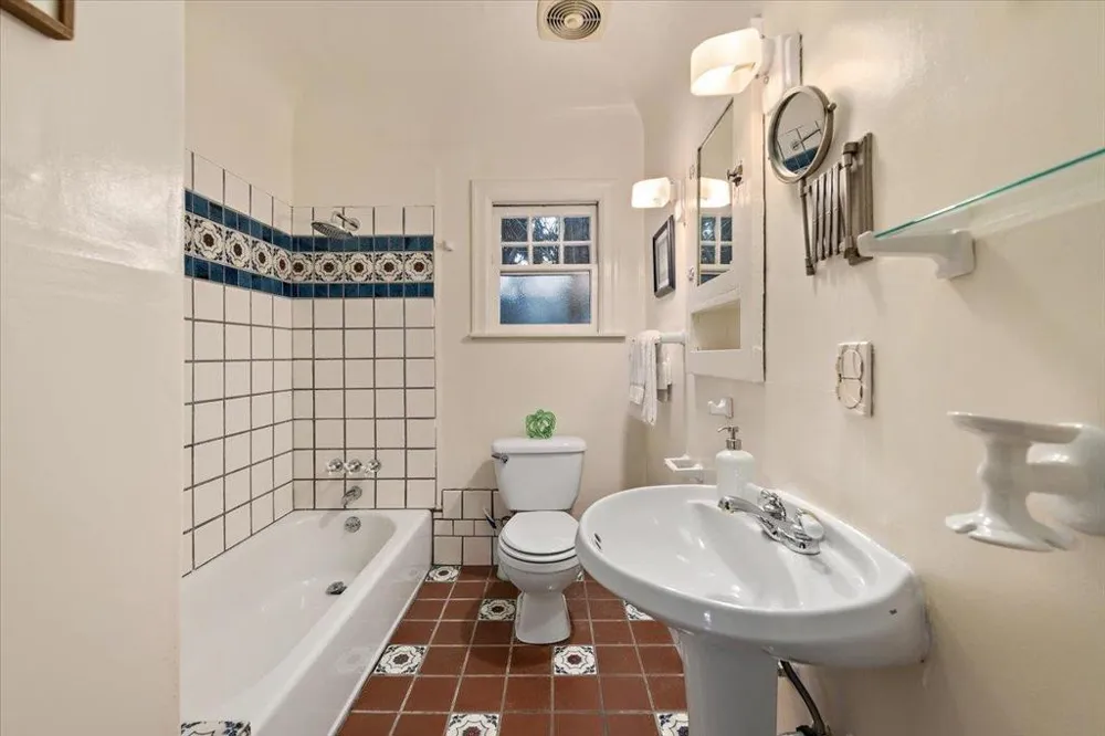 430 5th Avenue Redwood City, CA 94063