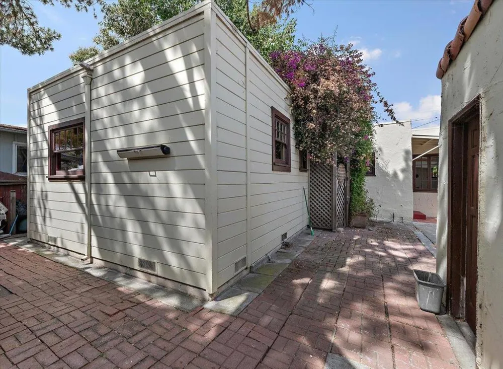 430 5th Avenue Redwood City, CA 94063