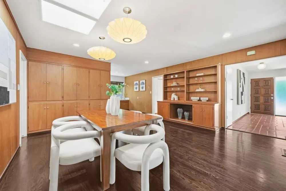 330 Hillview Drive Fremont, CA 94536