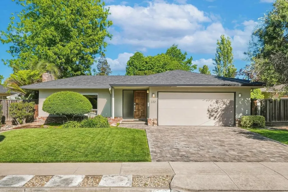 330 Hillview Drive Fremont, CA 94536