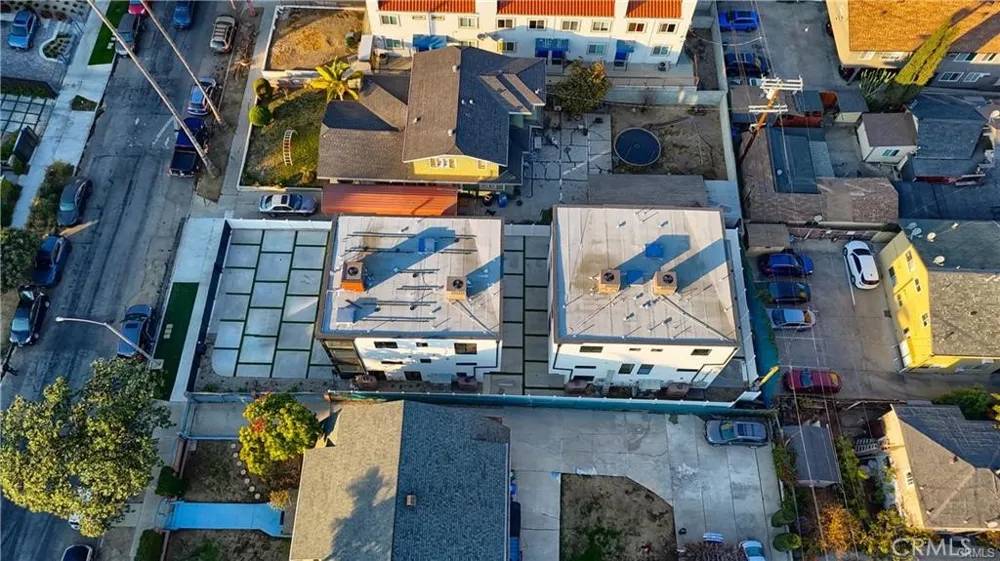 618 Mariposa Ave Avenue Los Angeles, CA 90004