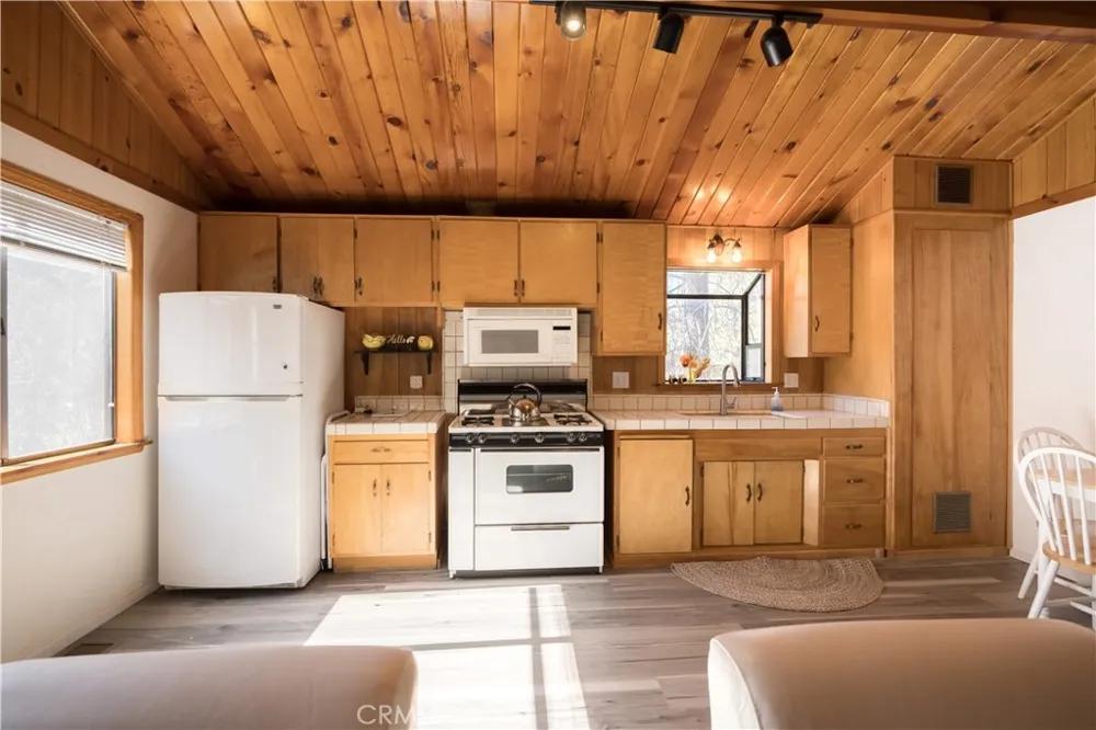 107 E Aeroplane Boulevard Big Bear City, CA 92314